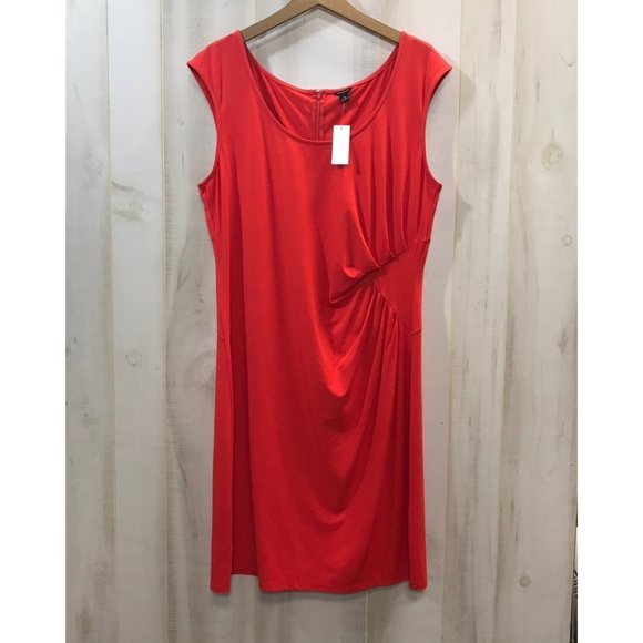 Ann Taylor Dresses & Skirts - New Ann Taylor Red Sleeveless Dress Ruched Size 16
